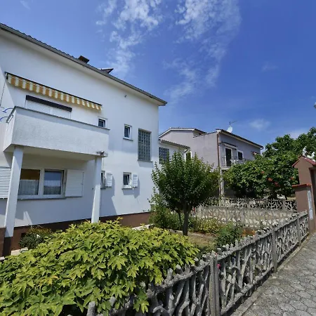 Guest house Sobe Ana Finida